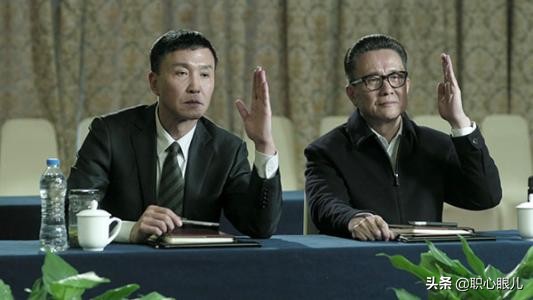 图片关键词 老领导酒后吐真言:职场混得好,你得看清4个生存法则,别傻干